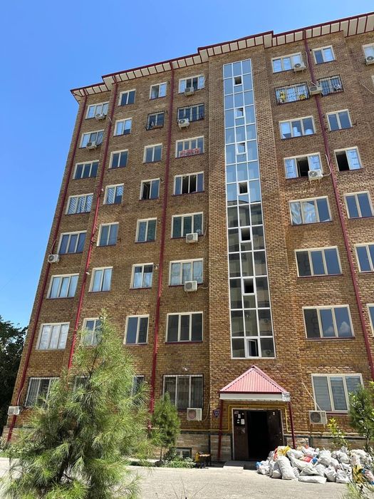 Ассалому алейкум квартира сотилади нактга ипотека булмайди