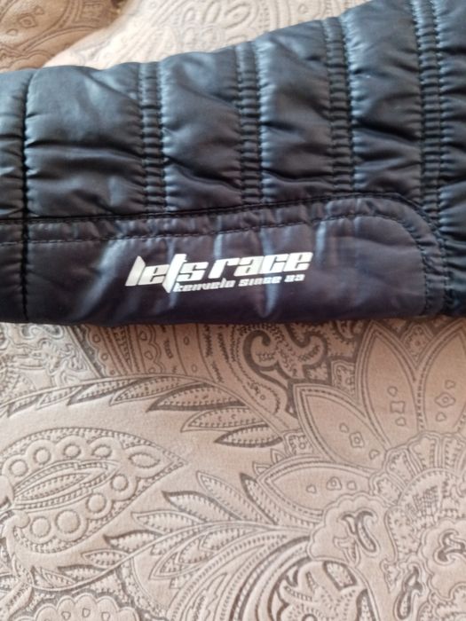 Куртка 4-5 лет осень весна.