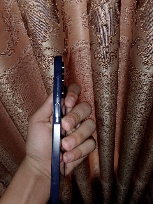 Samsung A15 xotirasi 128/6 telefon ideal xolatda