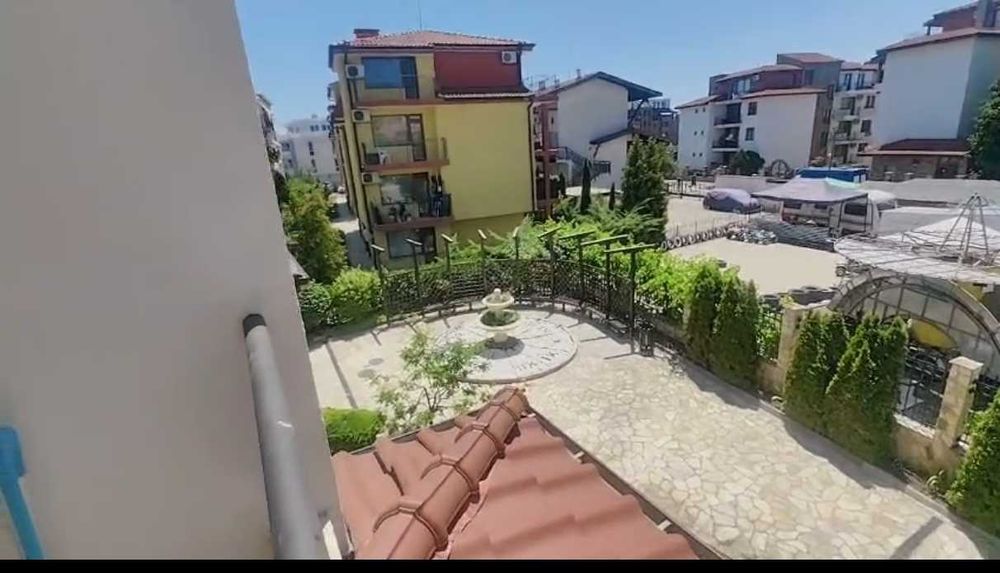 Несебър, двустаен апартамент до плаж Аурелия