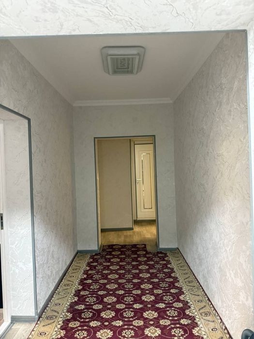 Продается 4х ком.кв.4/4/9 сергели 3