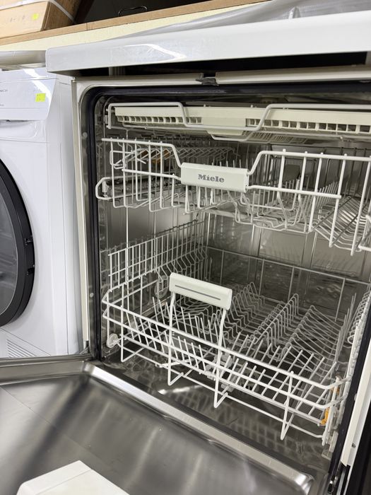 Съдомиялна Miele 60см А+++ 14 комплекта