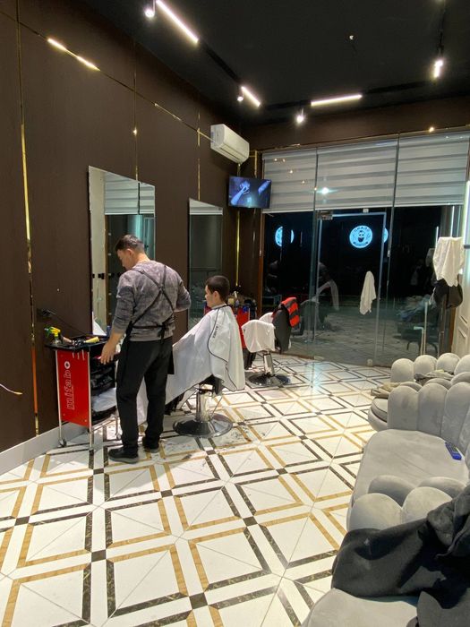 Sartaroshxona ijaraga beriladi yoki sartaroshlarni ishga taklif qilamz