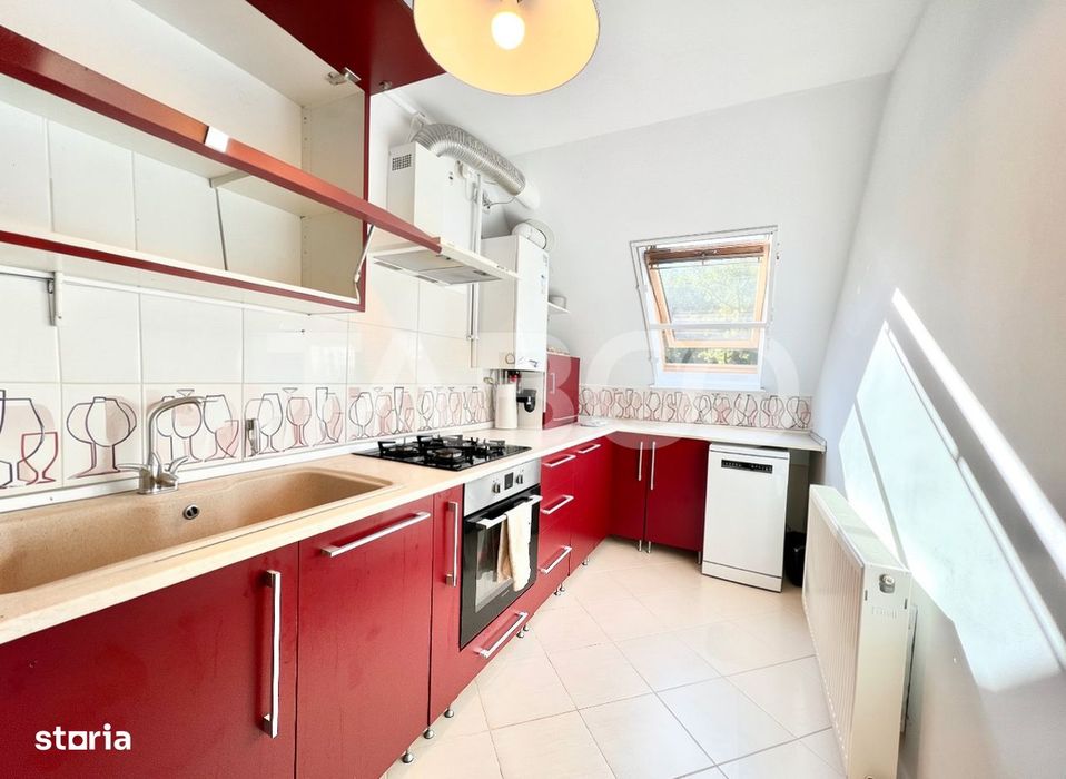 Apartament cu 3 camere la mansarda pe 2 nivele in Manastur cu lift