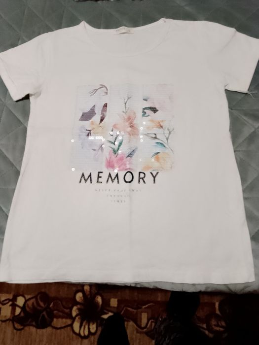 Тениски за момиче, почти нови!!