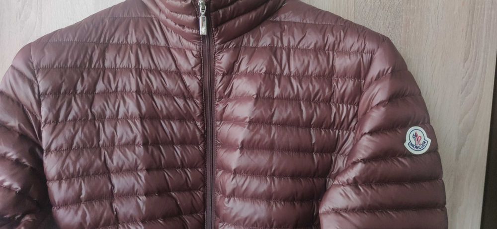 Тънко яке Moncler размер L