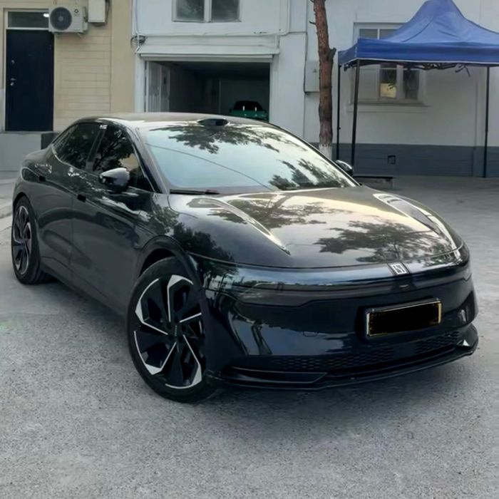 Zeekr 007 standart 770км 2024 йил