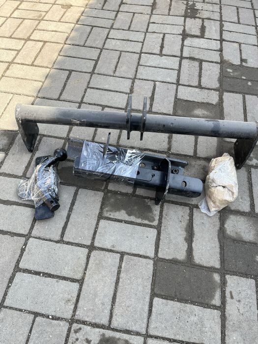 Фаркоп на Субару Форестер