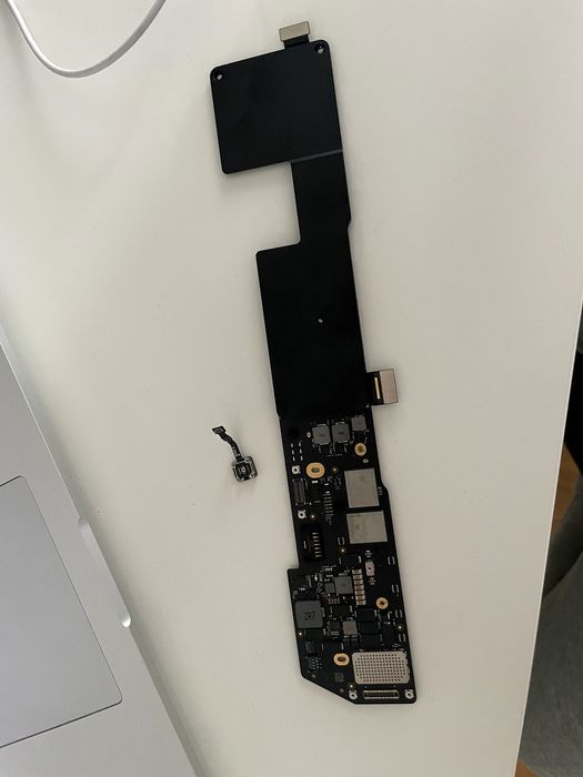 Placa de baza pt piese A2337 MacBook Air M1