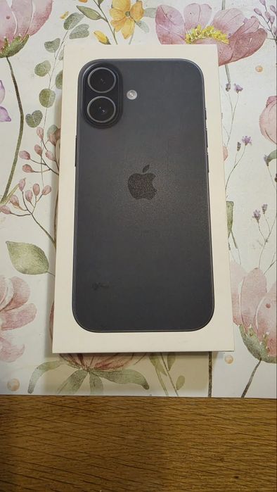 Iphone 17 Black - 256 - 3399 Lei