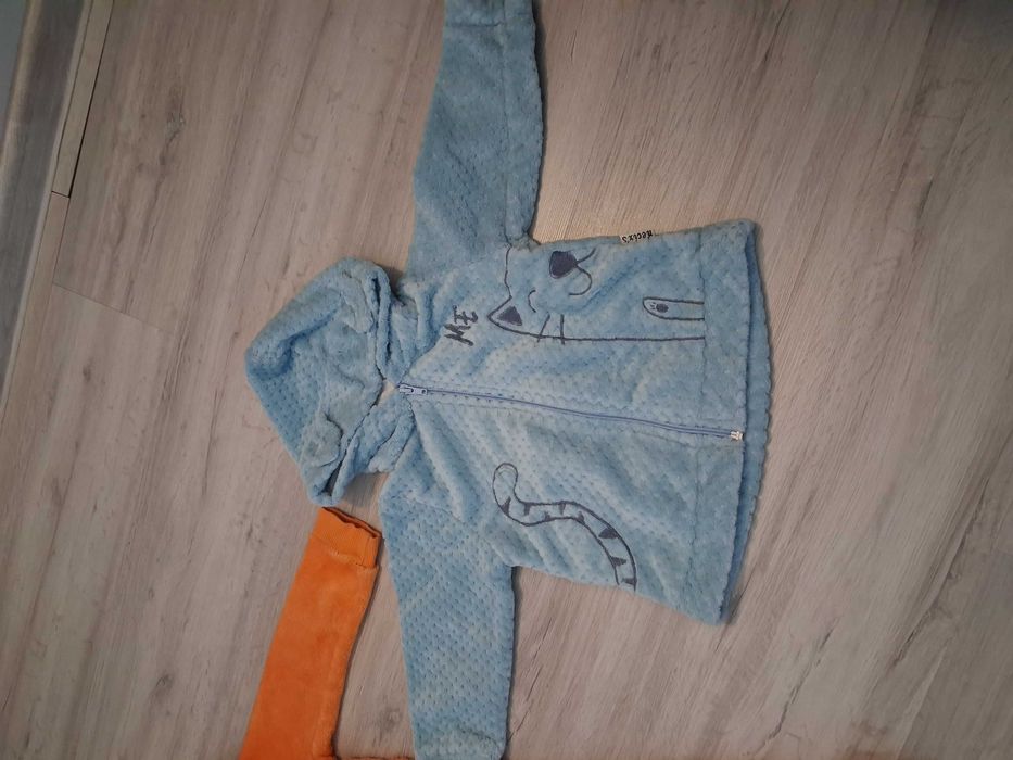 Set salopeta plusata si hanorac gros masura 92