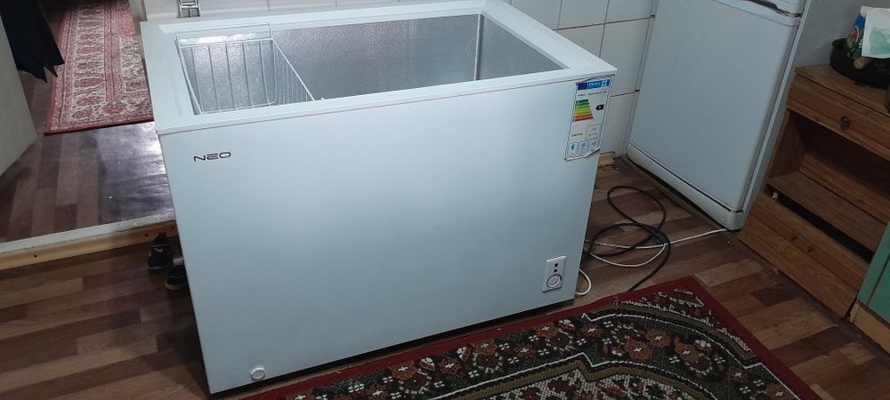Продам Морозилка NEO