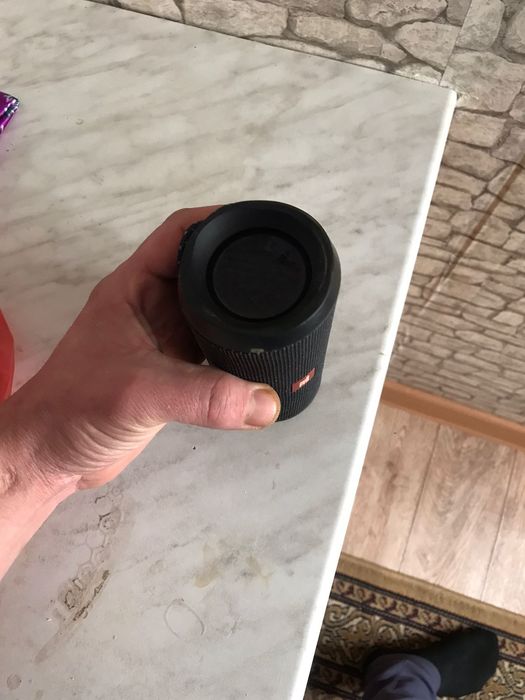 Продам колонку JBL