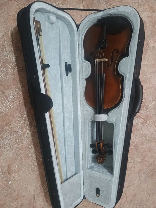 Продам скрипку новый