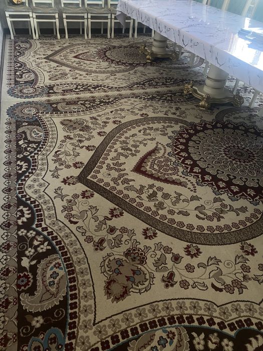 Продам ковры 300*400