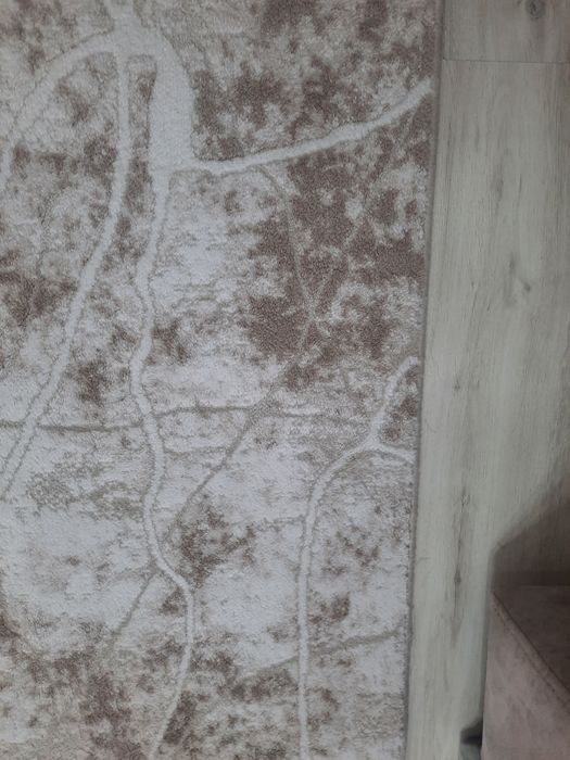 Продам ковер 3×6м в очень хорошем состоянии