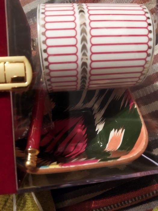 Подарочный бокс новый