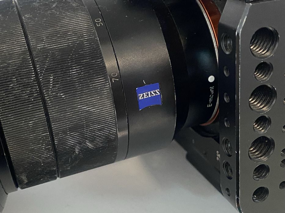 Sony Alpha A7 III 24-70 mm