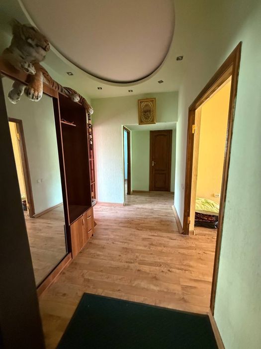 Qorasuv 6 daxasi 3 xona 3 etaj