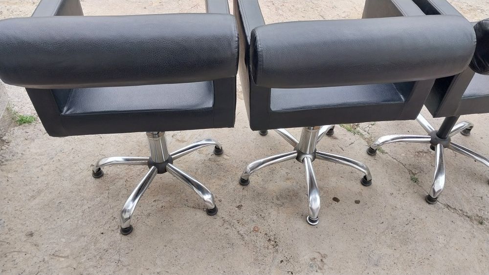 Кресла парикмахерские