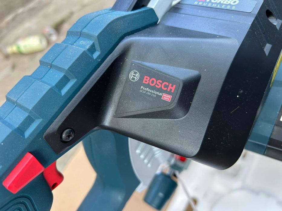 Circular Bosch 18V GCM 18V-216 Nou Biturbo Brushless 1600w