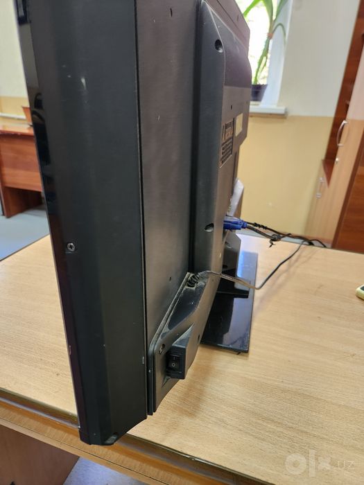 Televizor Roison 32 talik oddly. Телевизор Роисон 32 дюйма простой