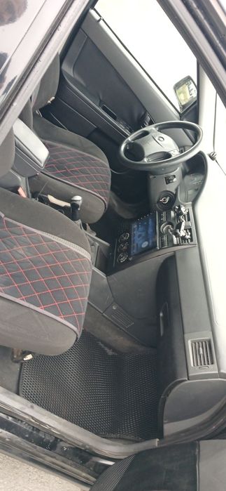 Приора продаётся