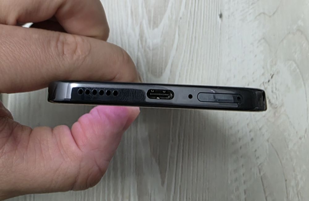 Huawei Nova 13 – NOU, neutilizat