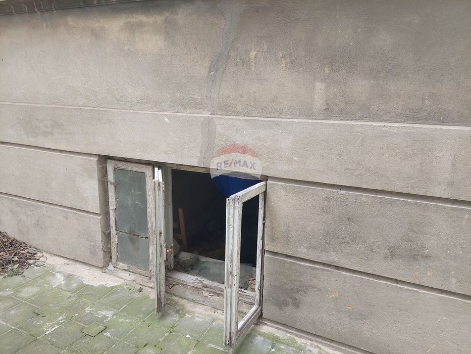 Продава се Етаж от къща в Варна, Гръцка махала - 53 кв.м за 1340 €/кв.м - Снимка #1