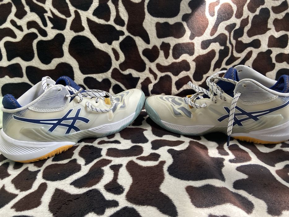 волейбольные кросовки