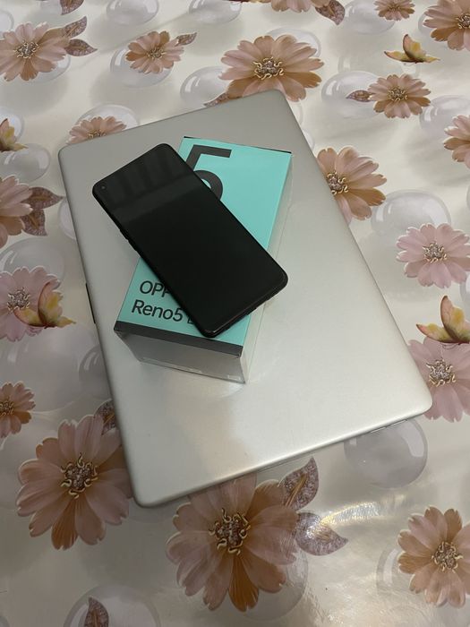 Oppo Reno 5 Lite