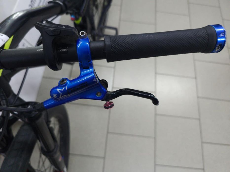 BULLS SIX50 TR STREET  cu 2 acumulatoare -P-