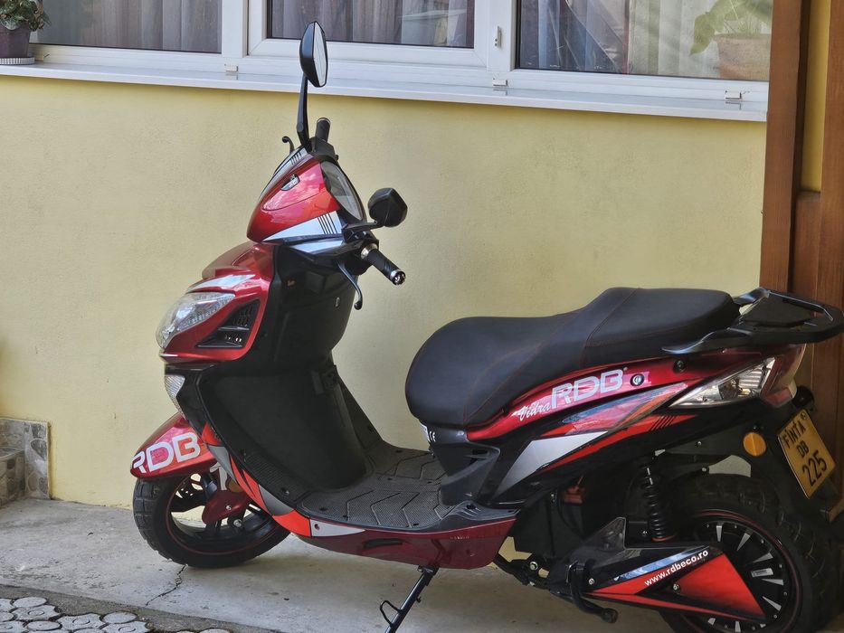Scuter electric de vanzare