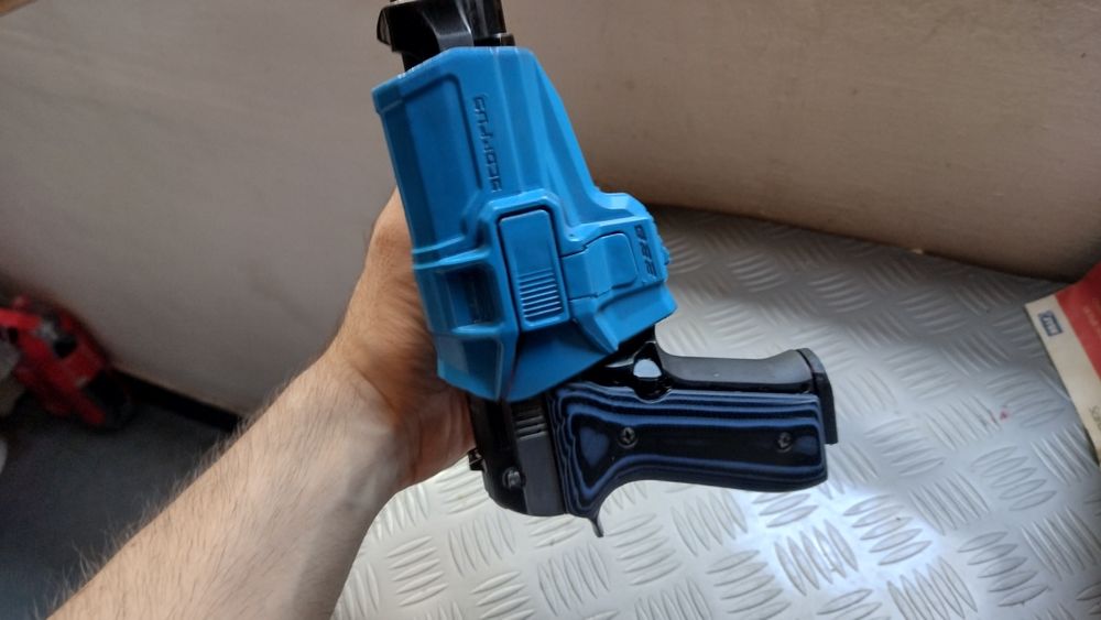 тактически кобур за пистолет beretta 92 FS ,Ekol Firat magnum- Compakt