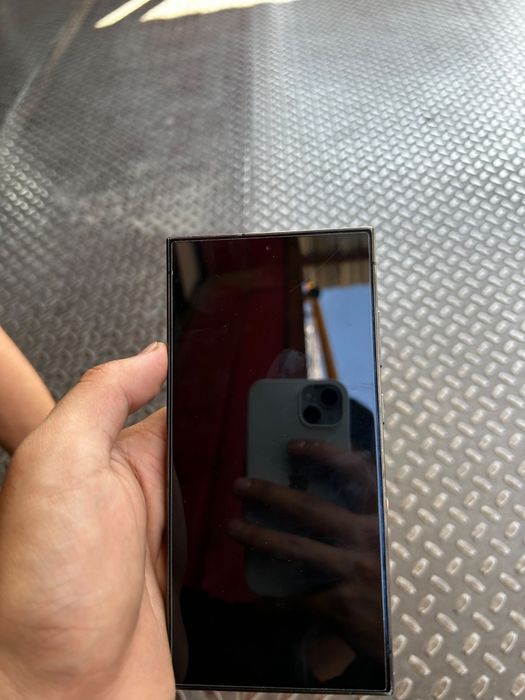 Samsung S24 ultra 256