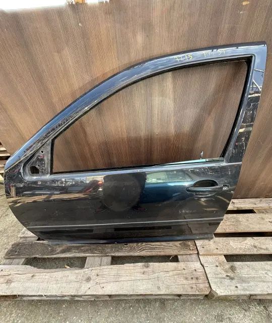 Usa fata stanga Volkswagen VW Golf 2002 1.4 MT (75 hp)