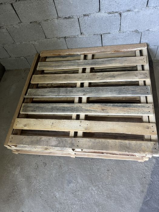продам поддоны 1.2м на 1.2