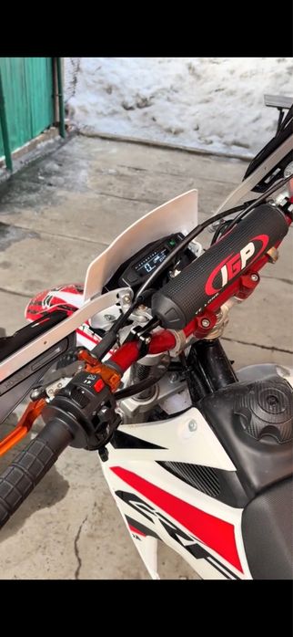 Продам эндуро 250