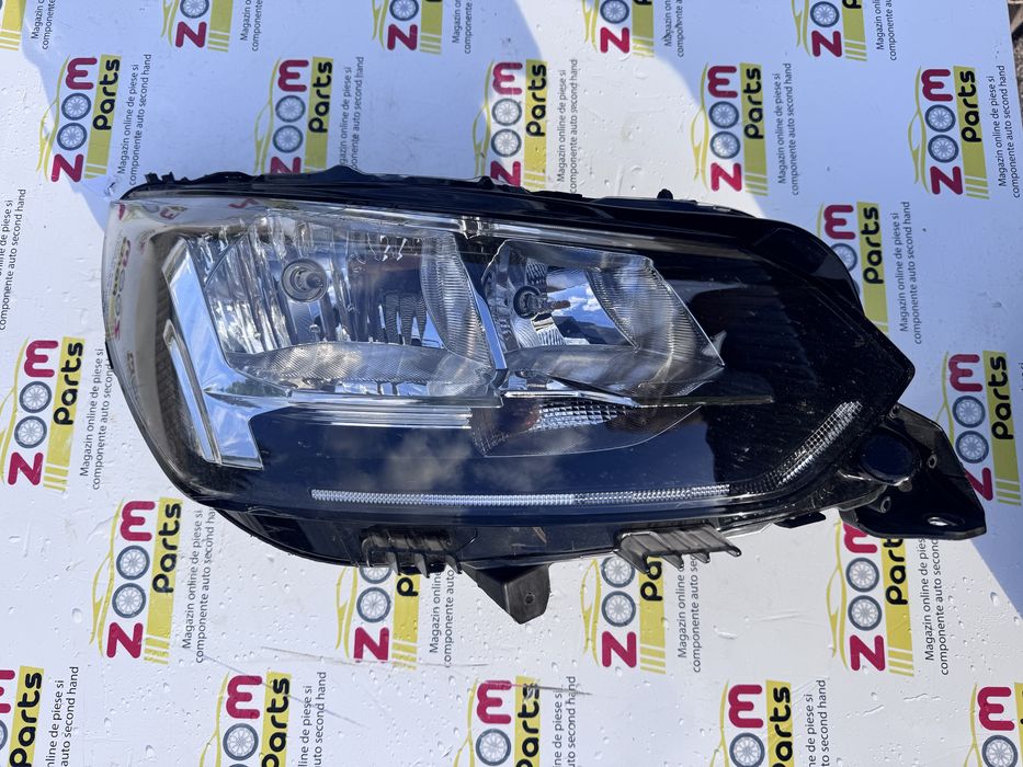 Far dreapta halogen Peugeot 208 2018-2024