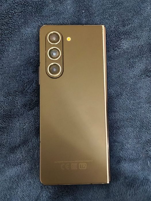 Продам Samsung Z Fold 5