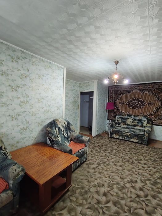 Продам 2х на Крылова