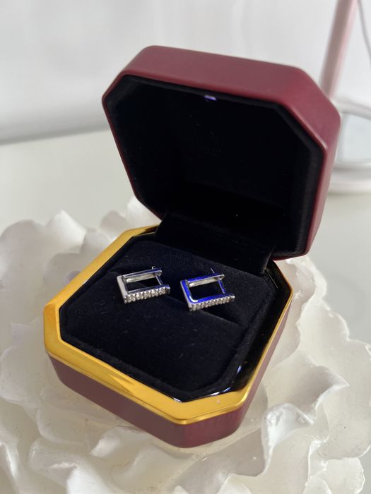 Cercei aur 18k cu diamante naturale