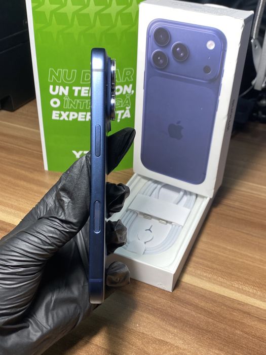 iPhone 17 Pro • 512 GB • Deep Blue