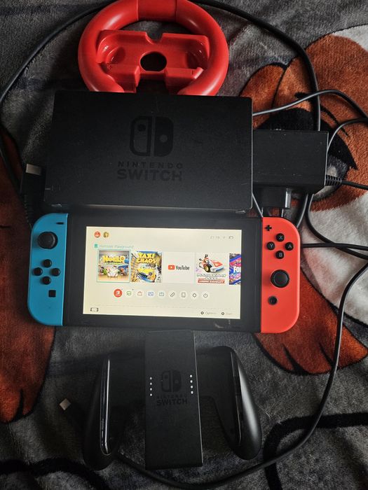 Vând Nintendo Switch