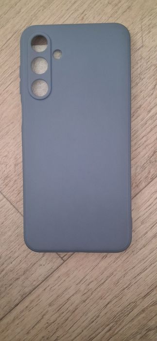 Продам чехол  самсунг А16, А26