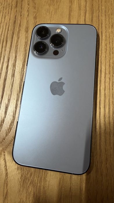 Продаю IPhone 13 Pro 128г