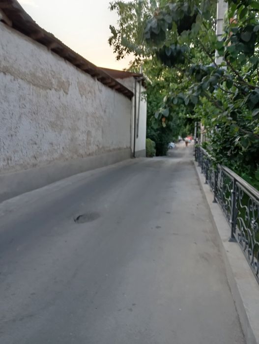 Продается дом на махалле Ракат дом угловой