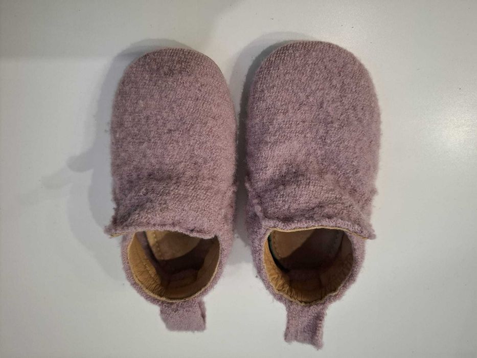 Papucei de interior roz