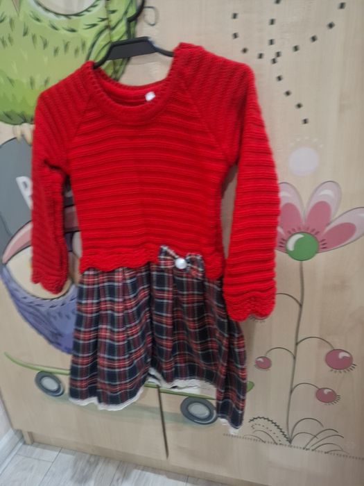 Продам платья для девочки