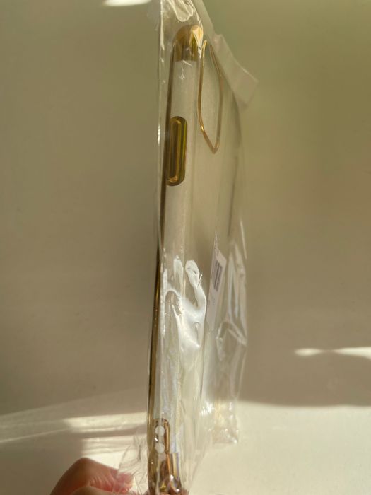 Кейс за iPhone 11 pro max и 12 pro